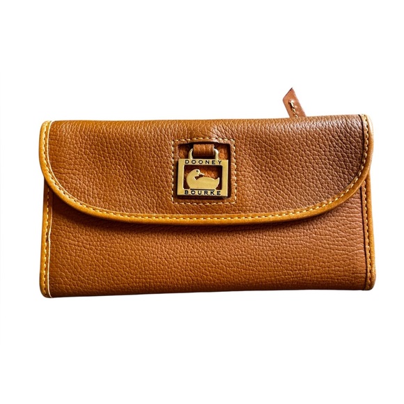 Dooney & Bourke Lucca Leather Continental Clutch - Picture 1 of 6